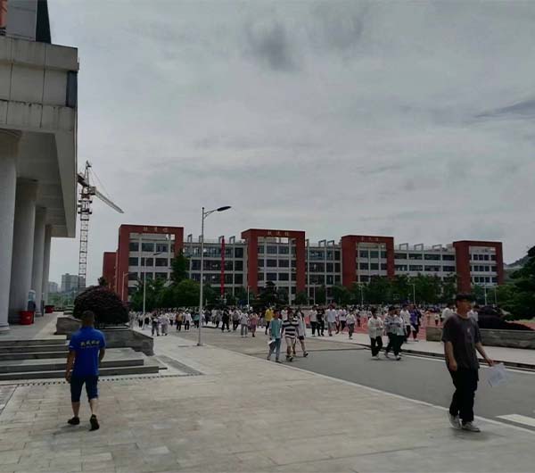 護(hù)航高考|湖南凱誠電梯為高考學(xué)子保駕護(hù)航